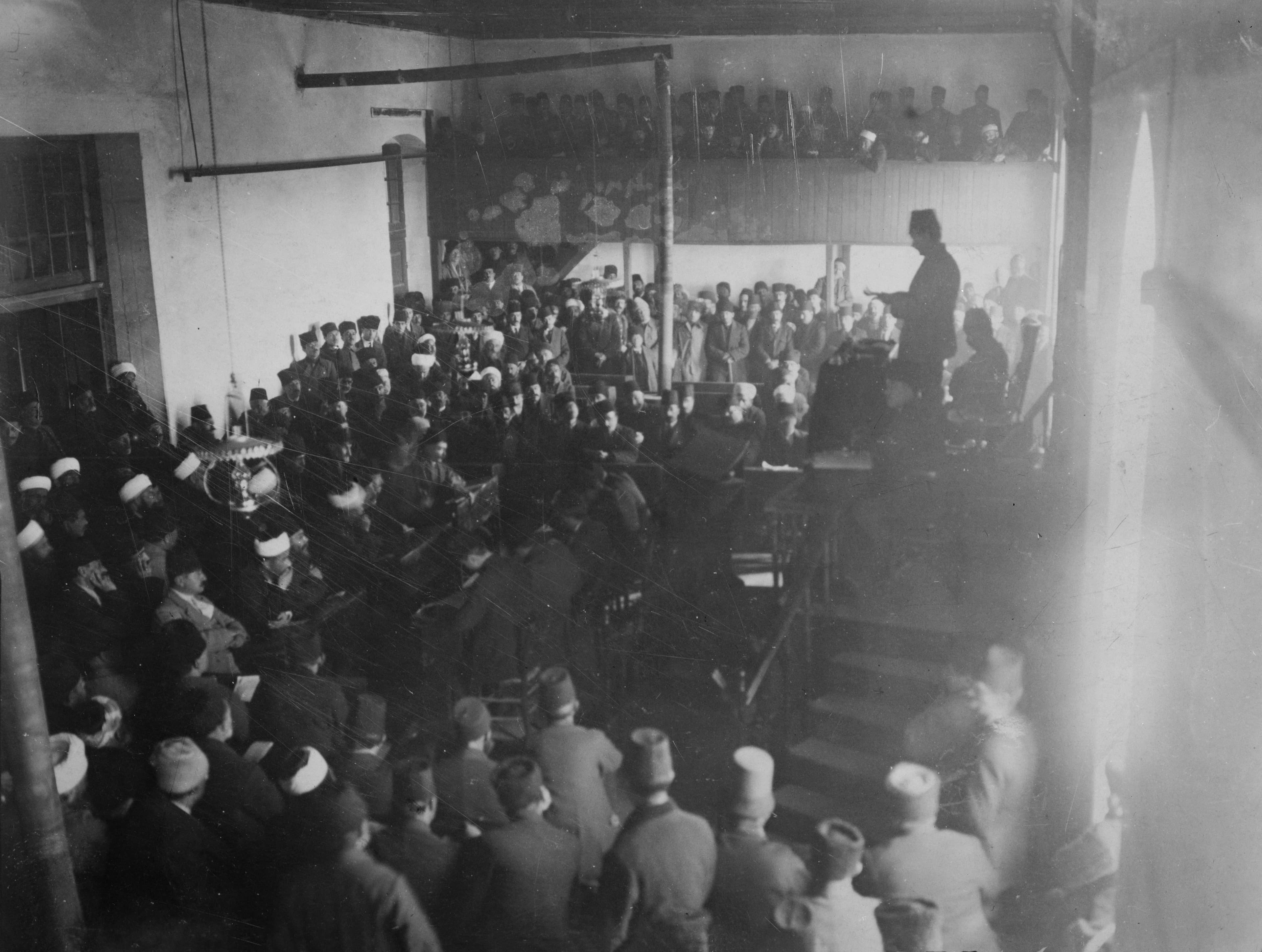 Mustafa Kemal Paşa’nın 1 Mart 1921’de TBMM Genel Kurulunda konuştuğu tarihî fotoğraf